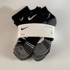Nike Boys Multi-pack Black and Gray Logo Swoosh Just Do It  6 Pack Youth Sz 7C
